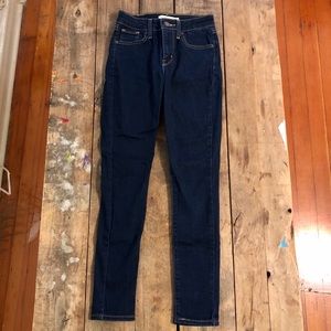 Levi’s 721 High Rise Skinny Size 24